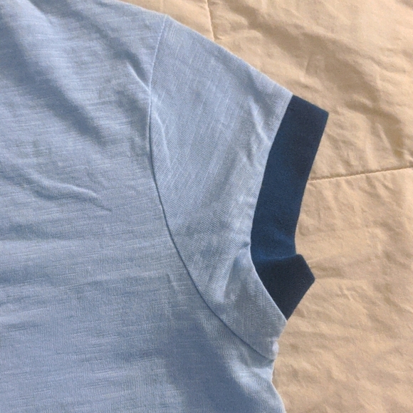 Nike Women's Tee with graphic - Picture 4 of 6